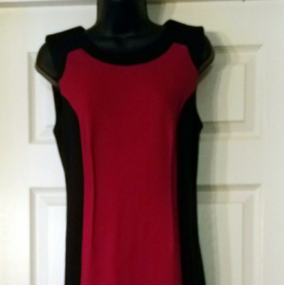 Beautiful Red and Black Dress size 4 - Picture 1 of 8